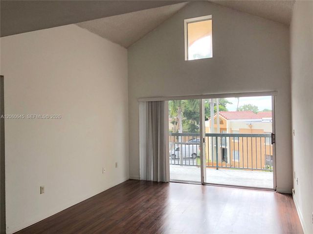 6280 NW 186th St 311, Hialeah, FL 33015