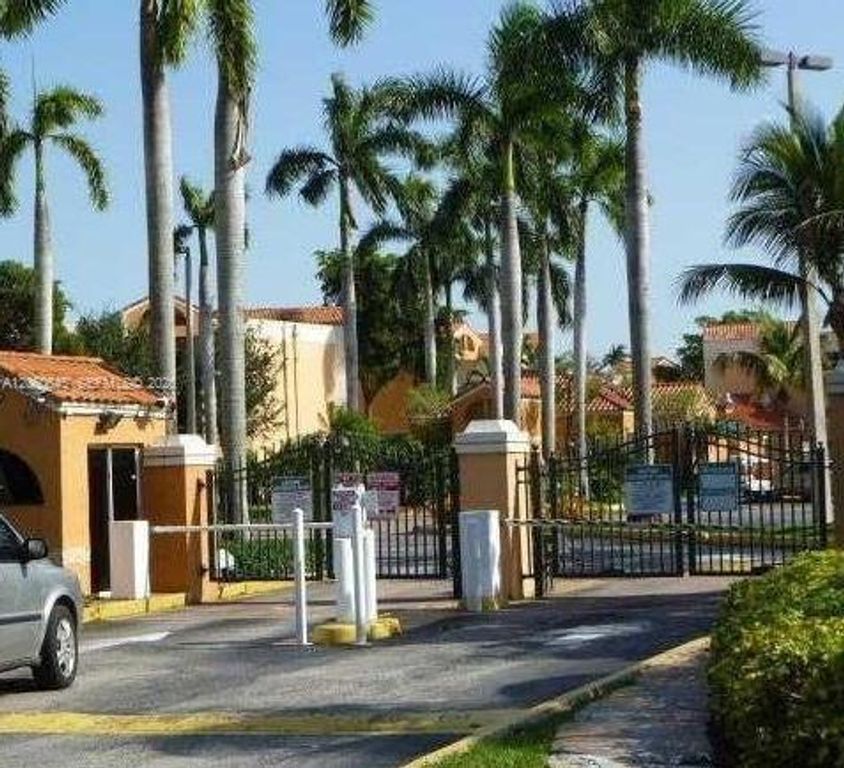 6280 NW 186th St 311, Hialeah, FL 33015