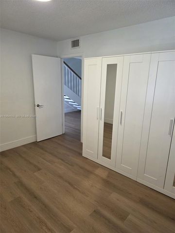 10951 Cypress Rd 10951, Pembroke Pines, FL 33026