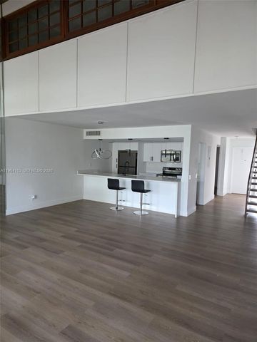 10951 Cypress Rd 10951, Pembroke Pines, FL 33026