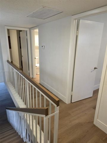 10951 Cypress Rd 10951, Pembroke Pines, FL 33026