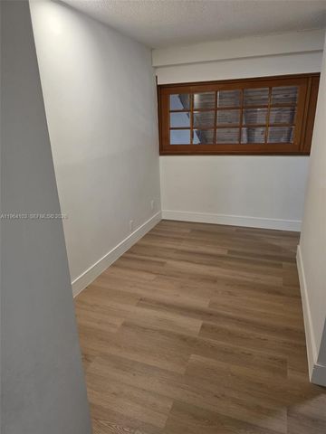 10951 Cypress Rd 10951, Pembroke Pines, FL 33026