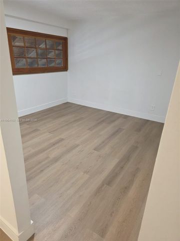 10951 Cypress Rd 10951, Pembroke Pines, FL 33026