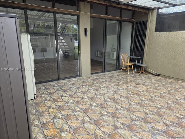 10951 Cypress Rd 10951, Pembroke Pines, FL 33026