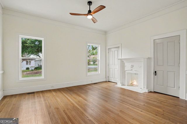 117 Holmes Street, Barnesville, GA 30204