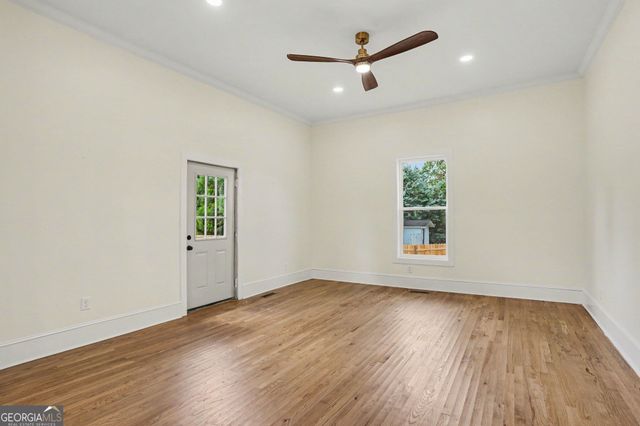 117 Holmes Street, Barnesville, GA 30204