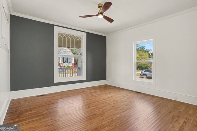 117 Holmes Street, Barnesville, GA 30204