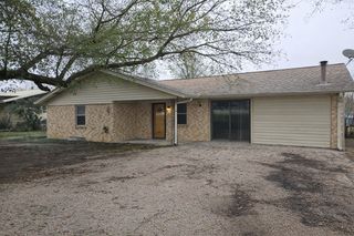 521 Fm 2838, Mexia, TX 76667