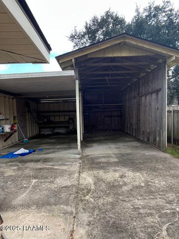 102 Crocus Lane, Lafayette, LA 70507