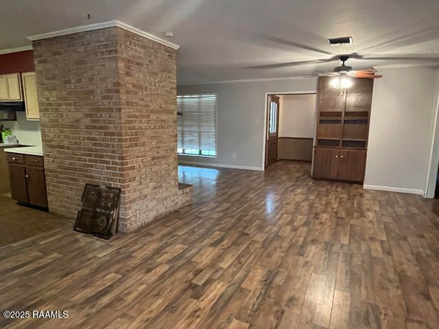 102 Crocus Lane, Lafayette, LA 70507