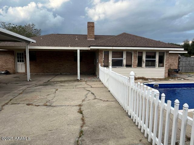 102 Crocus Lane, Lafayette, LA 70507