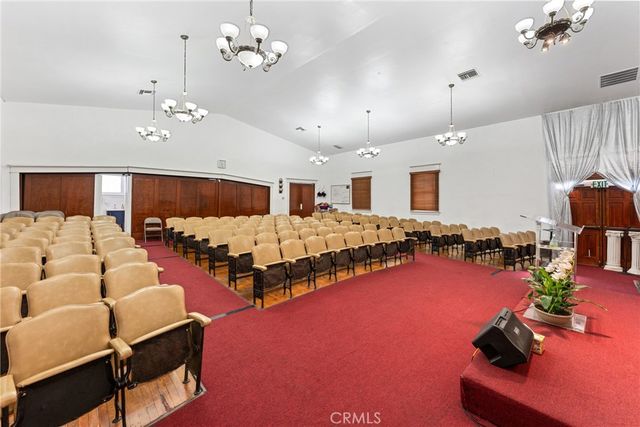 950 W 42nd, Los Angeles, CA 90037