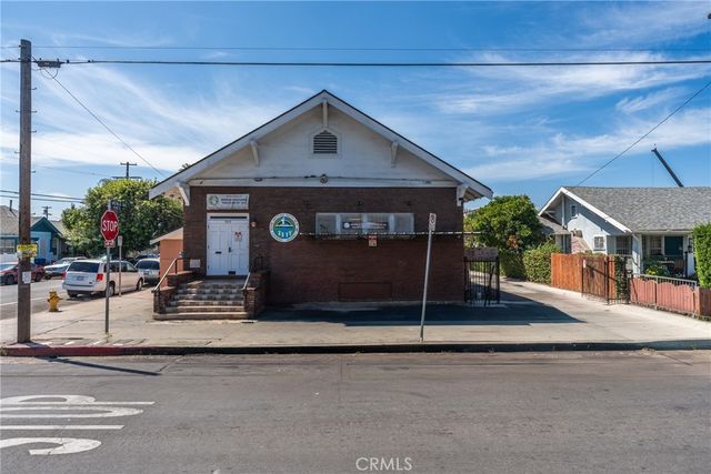 950 W 42nd, Los Angeles, CA 90037