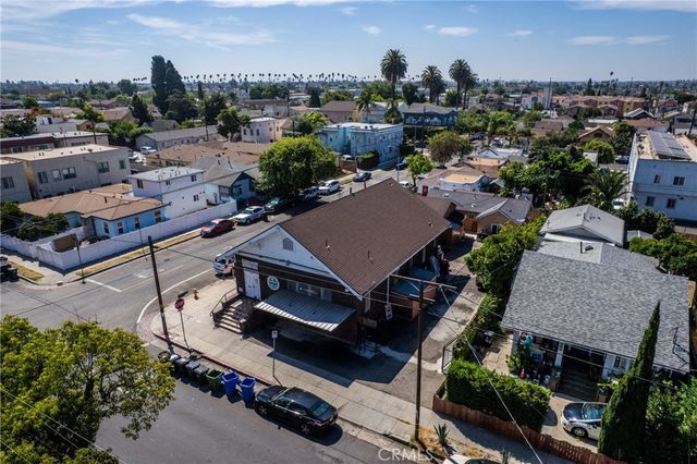950 W 42nd, Los Angeles, CA 90037