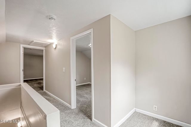 1466 Sunshine Street, Oregon, OH 43616