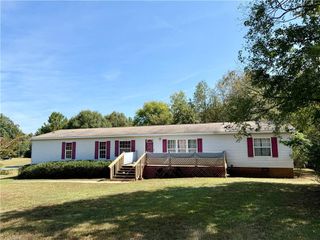 6070 River Heights Drive, Ramseur, NC 27316