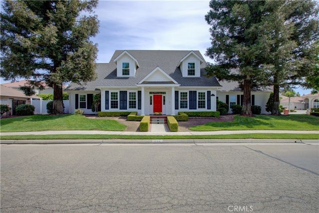 575 Woodlands, Madera, CA 93637
