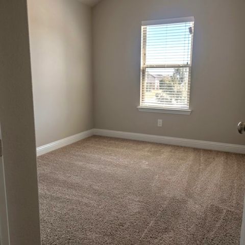 1426 warringwood Drive, Greenville, TX 75402