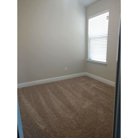 1426 warringwood Drive, Greenville, TX 75402