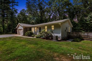 699 Lincoln Lake Avenue, Lowell, MI 49331