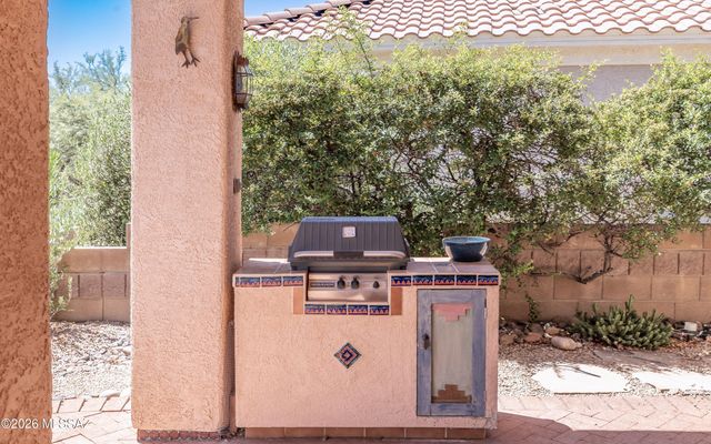 12996 N Burrobush Loop, Marana, AZ 85658