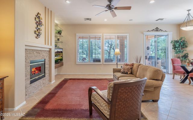 12996 N Burrobush Loop, Marana, AZ 85658