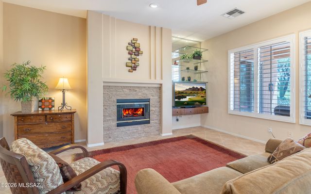 12996 N Burrobush Loop, Marana, AZ 85658