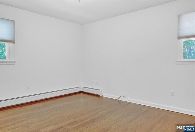 27 Shady Terrace, Wayne, NJ 07470