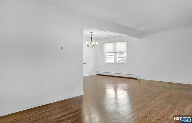 27 Shady Terrace, Wayne, NJ 07470