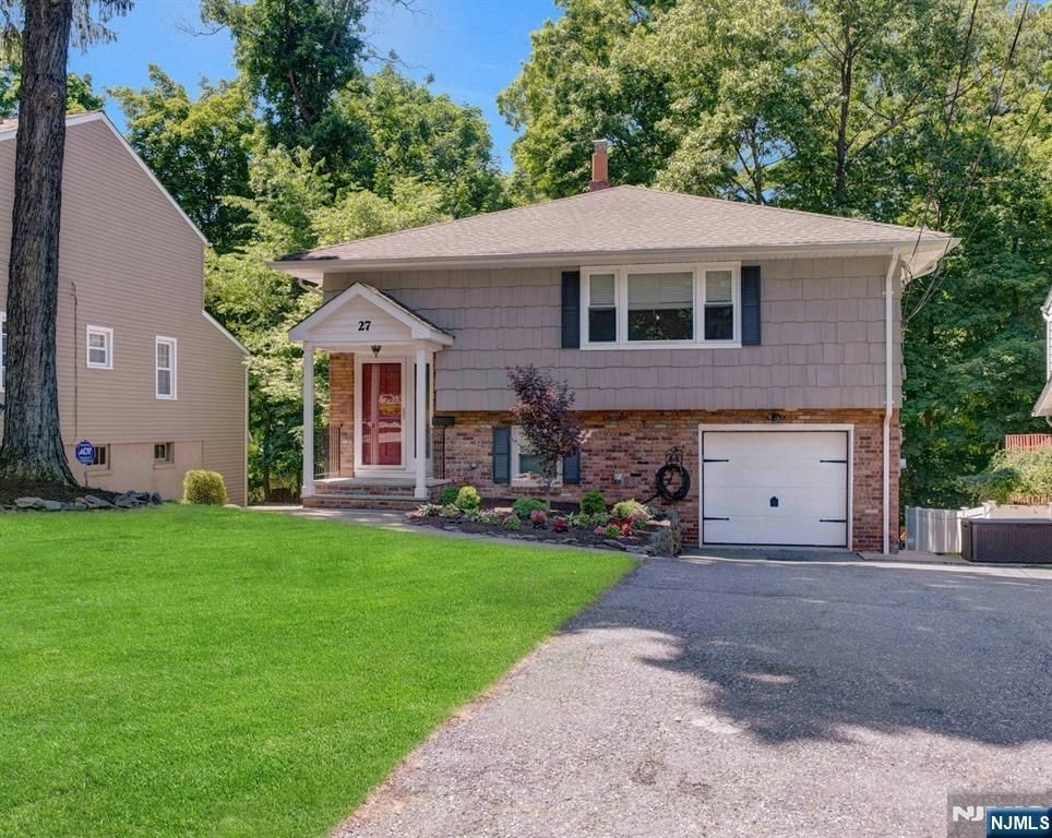 27 Shady Terrace, Wayne, NJ 07470