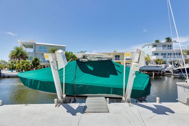 122 Court Contessa, Lower Matecumbe, FL 33036