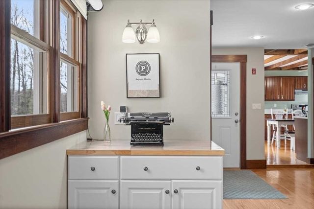 78 Highland St, Holden, MA 01520