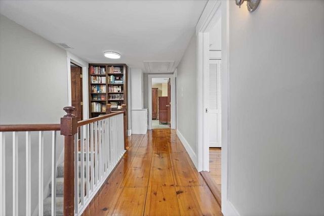 78 Highland St, Holden, MA 01520