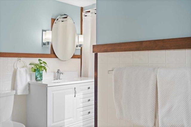 78 Highland St, Holden, MA 01520