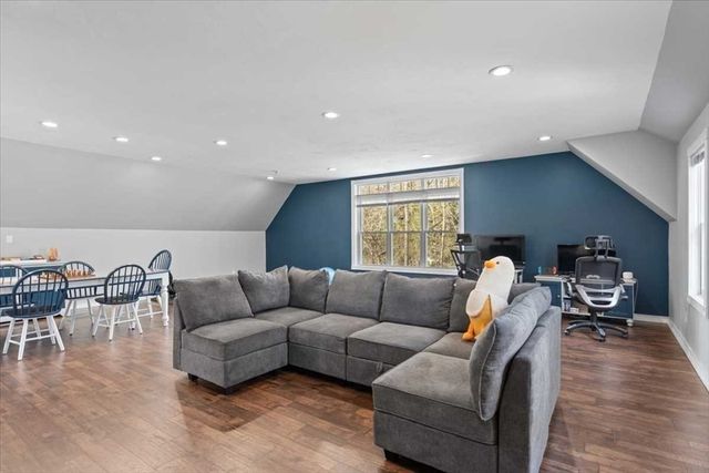 78 Highland St, Holden, MA 01520