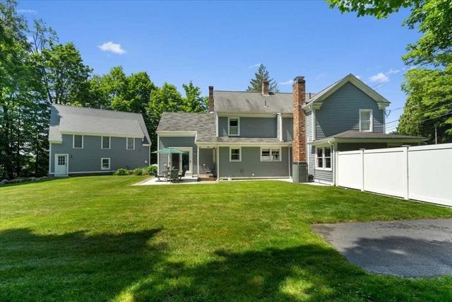 78 Highland St, Holden, MA 01520