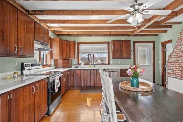 78 Highland St, Holden, MA 01520