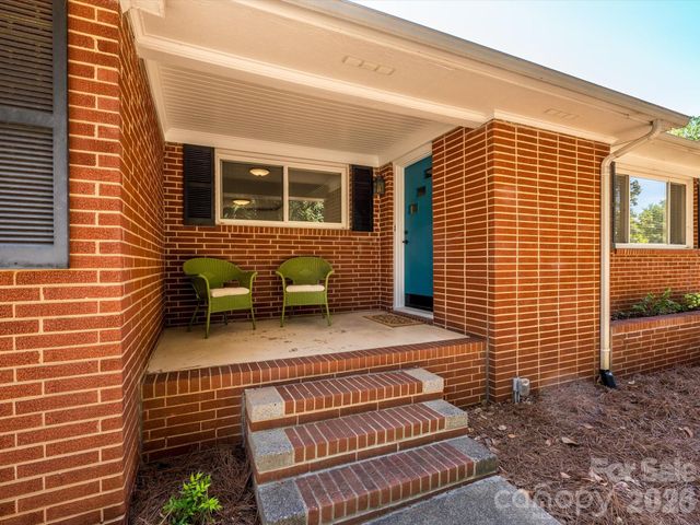 354 S Magnolia Street, Mooresville, NC 28115