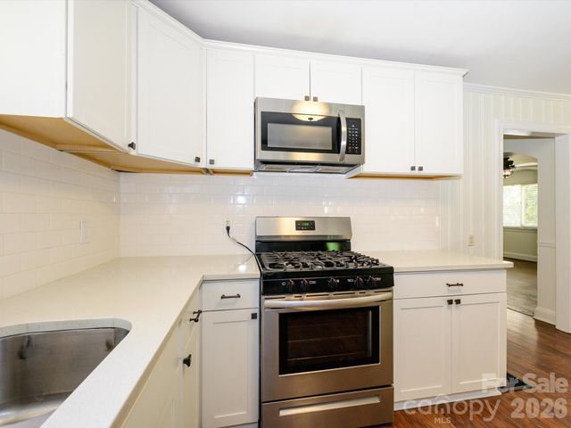 354 S Magnolia Street, Mooresville, NC 28115