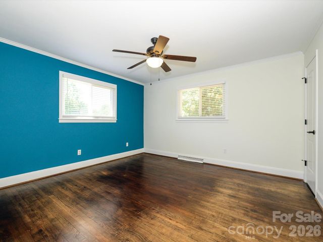 354 S Magnolia Street, Mooresville, NC 28115