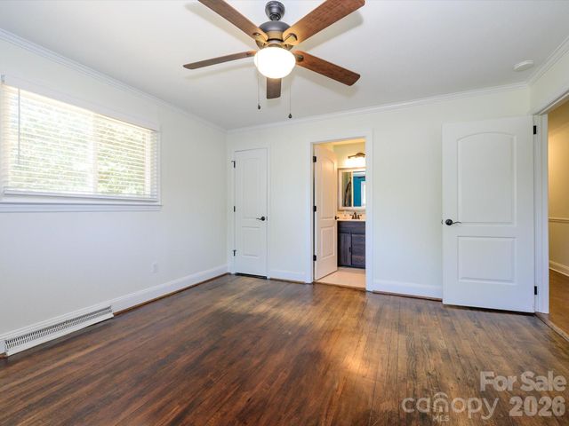 354 S Magnolia Street, Mooresville, NC 28115