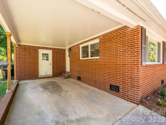 354 S Magnolia Street, Mooresville, NC 28115