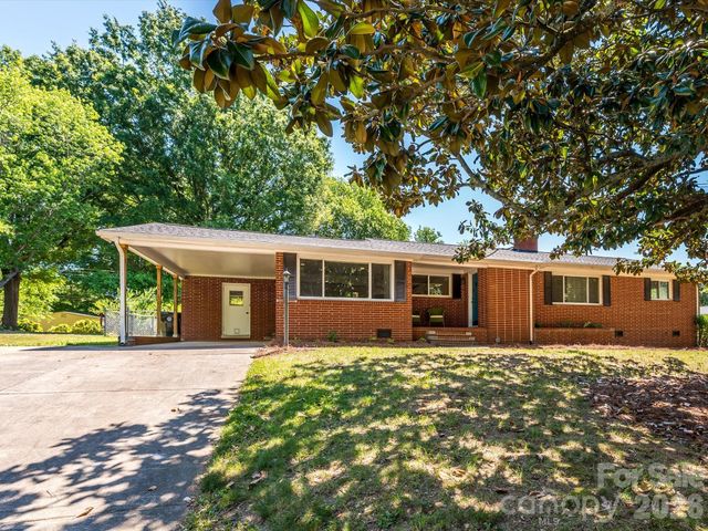 354 S Magnolia Street, Mooresville, NC 28115