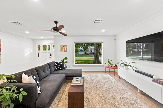 742 W 42nd Street, Houston, TX 77018