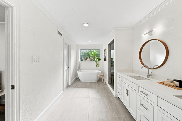 742 W 42nd Street, Houston, TX 77018