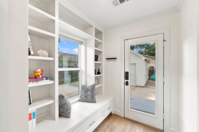 742 W 42nd Street, Houston, TX 77018