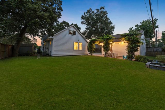 742 W 42nd Street, Houston, TX 77018