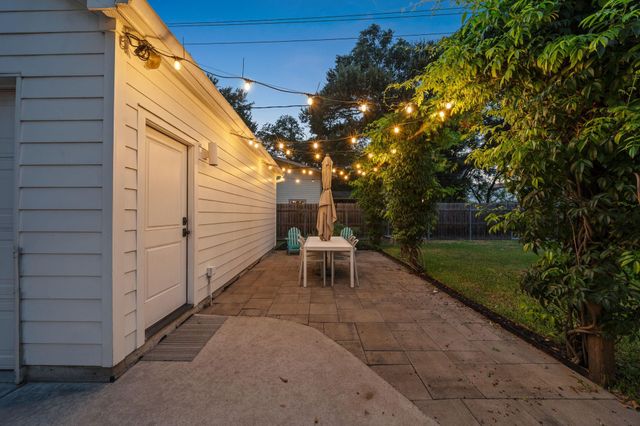 742 W 42nd Street, Houston, TX 77018