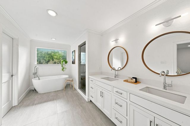 742 W 42nd Street, Houston, TX 77018