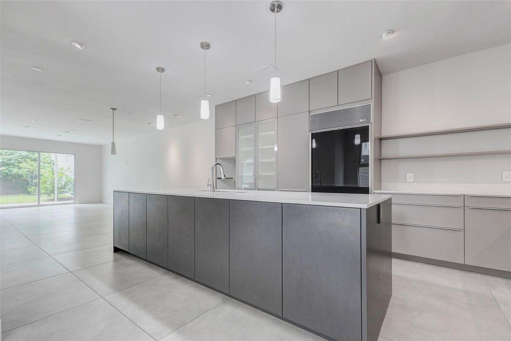 1222 Marconi Street, Houston, TX 77019